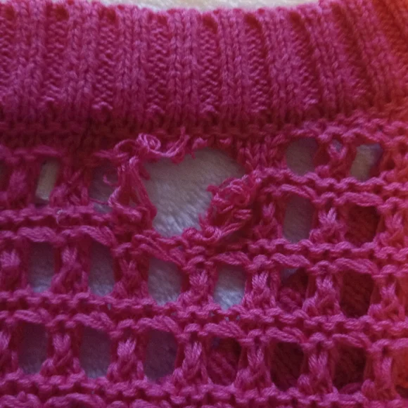 FOREVER 21 CROP TOP CROCHET SWEATER. WOMENS SIZE S. LONG SLEEVE. PINK. - Picture 3 of 6